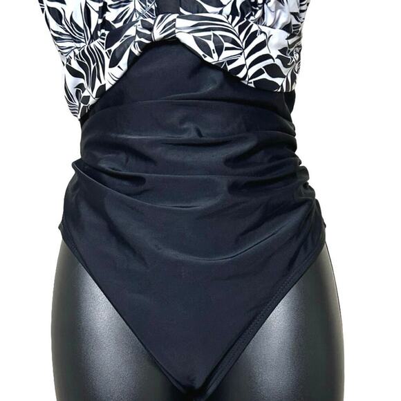 NWT Tempt Me Women’s High Neck Ruched One Piece Swimsuit Black Leaves Size M - Picture 6 of 8